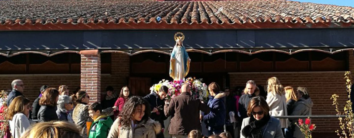 La parroquia Viana de Cega celebró la Fiesta de la Virgen Milagrosa