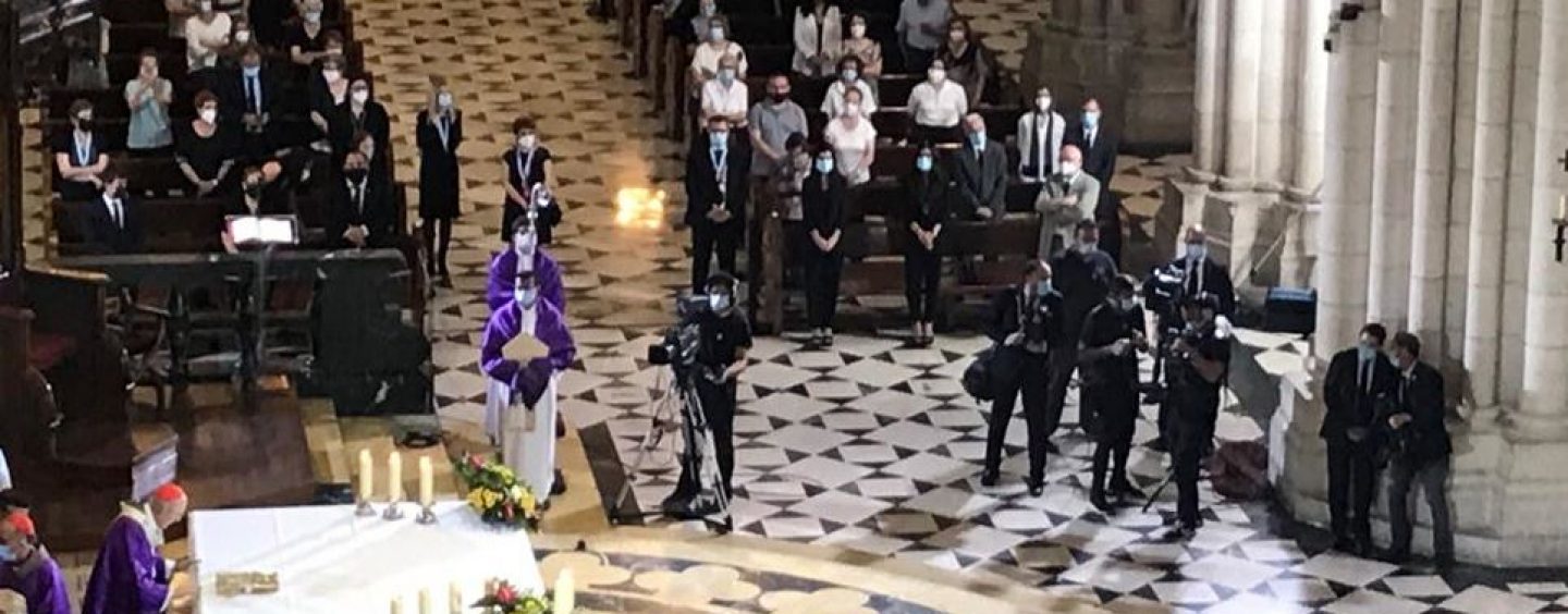 Misa funeral por los fallecidos por el Covid-19 en la catedral de la Almudena