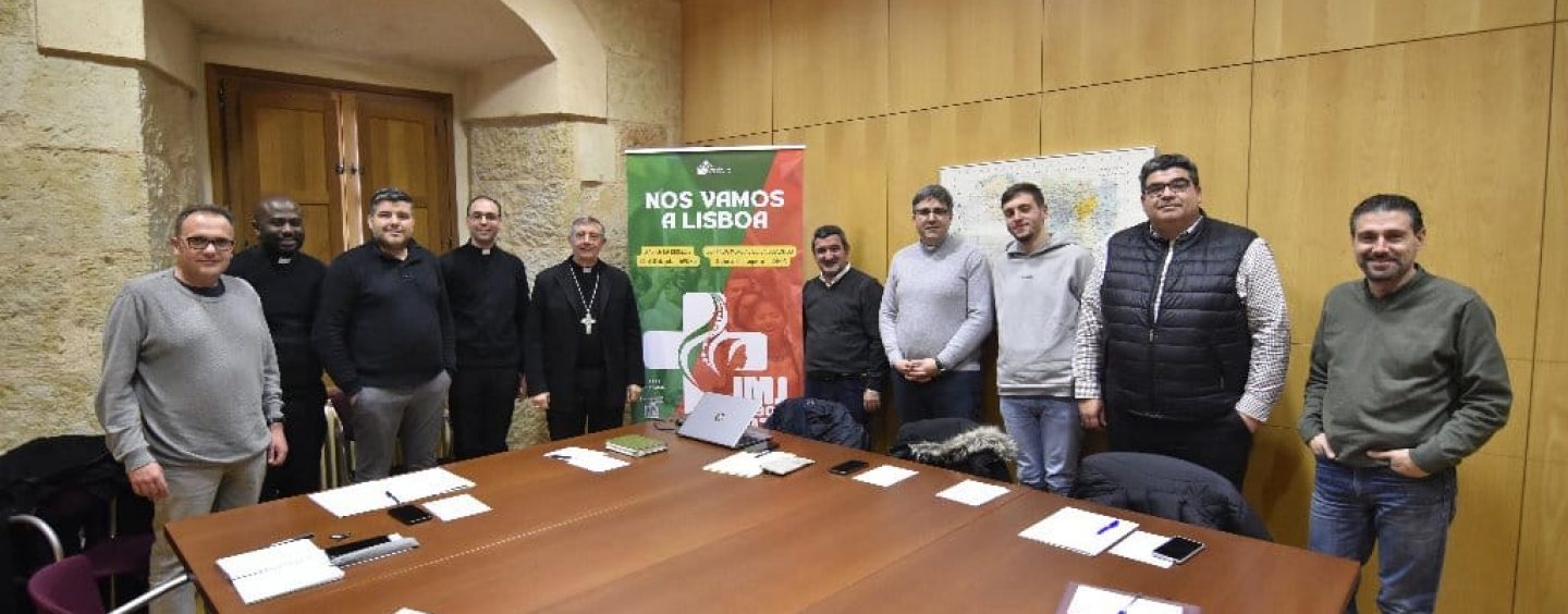 Los delegados de Pastoral Juvenil de varias diócesis preparan la organización del viaje a la JMJ de Lisboa