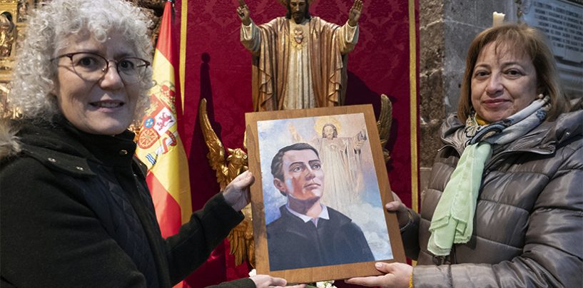 El Icono del Padre Hoyos inicia su peregrinaje por los colegios de Valladolid