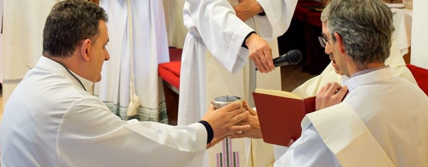 José Mª Sánchez, recibe el Ministerio de Acólito, en su camino al diaconado permanente